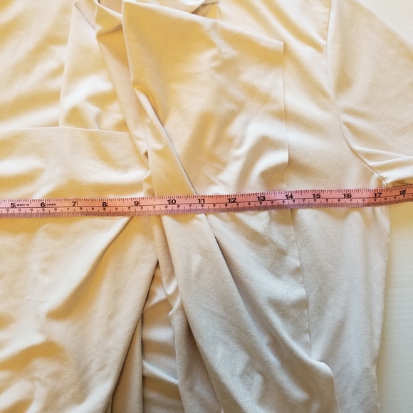 Light Waterfall Cardi / Blazer - Picture 4 of 7